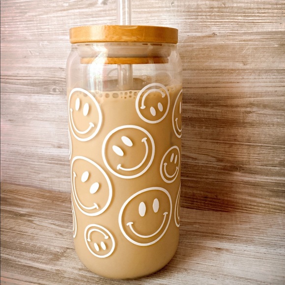 Smiley Face Glass Cup - Picture 1 of 1